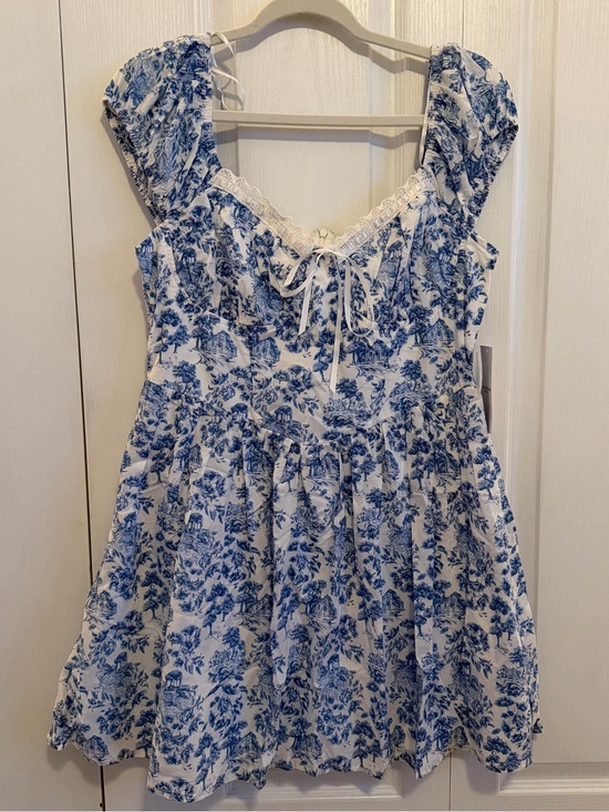 Dresses & Skirts - Blue Floral Sundress with Lace Trim Women XL